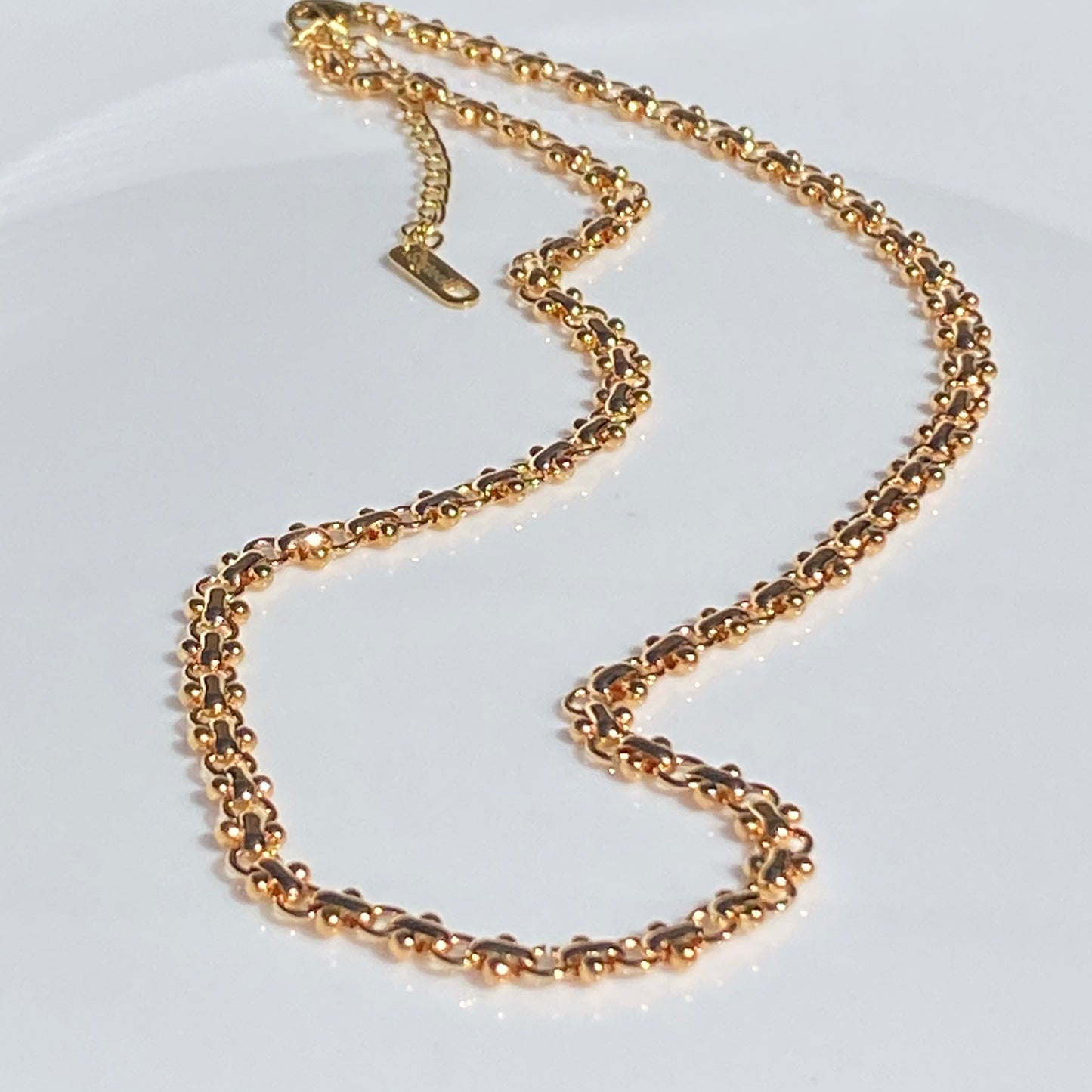Peanut Loop Link Necklace