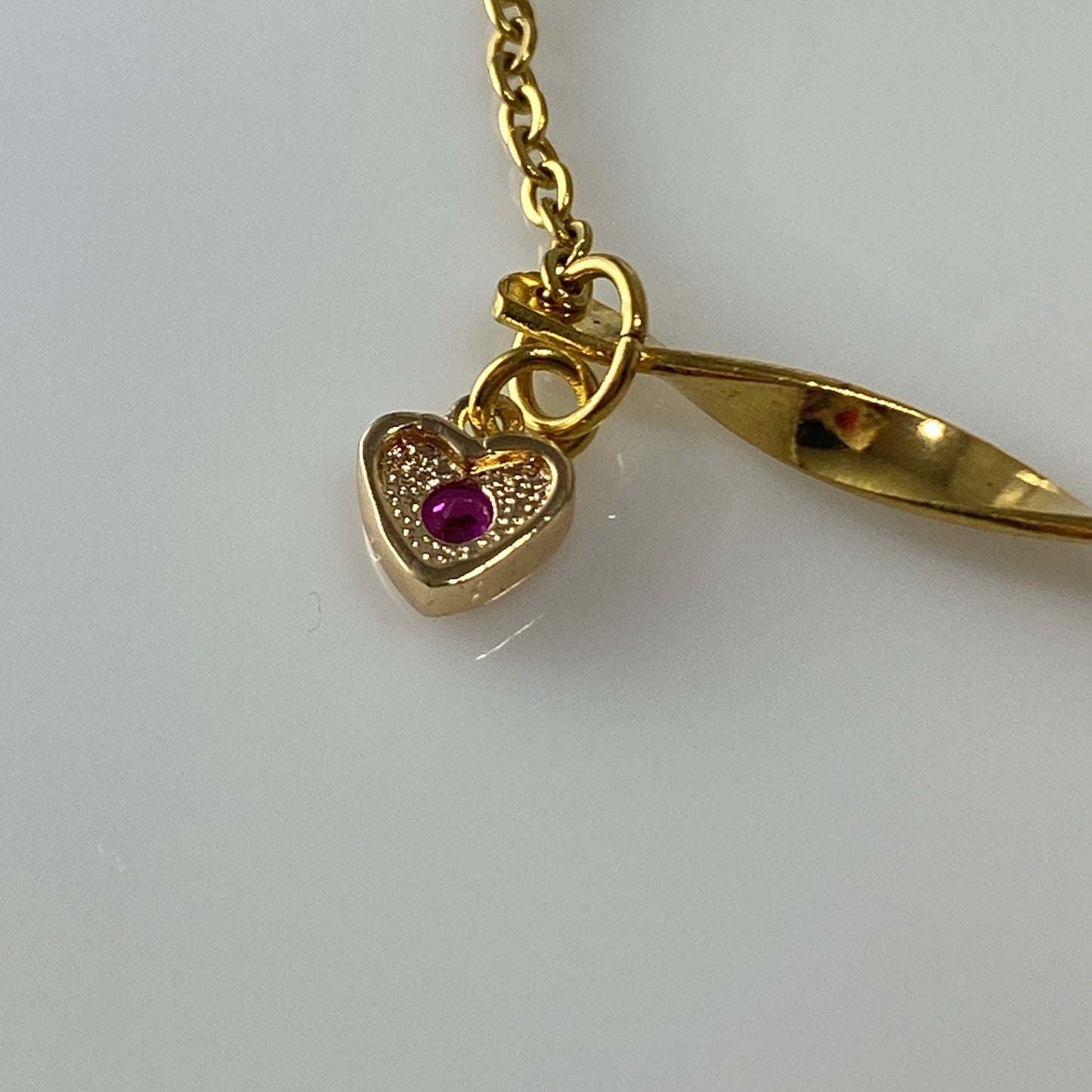 Twisted Bar & Heart Cable Chain Necklace