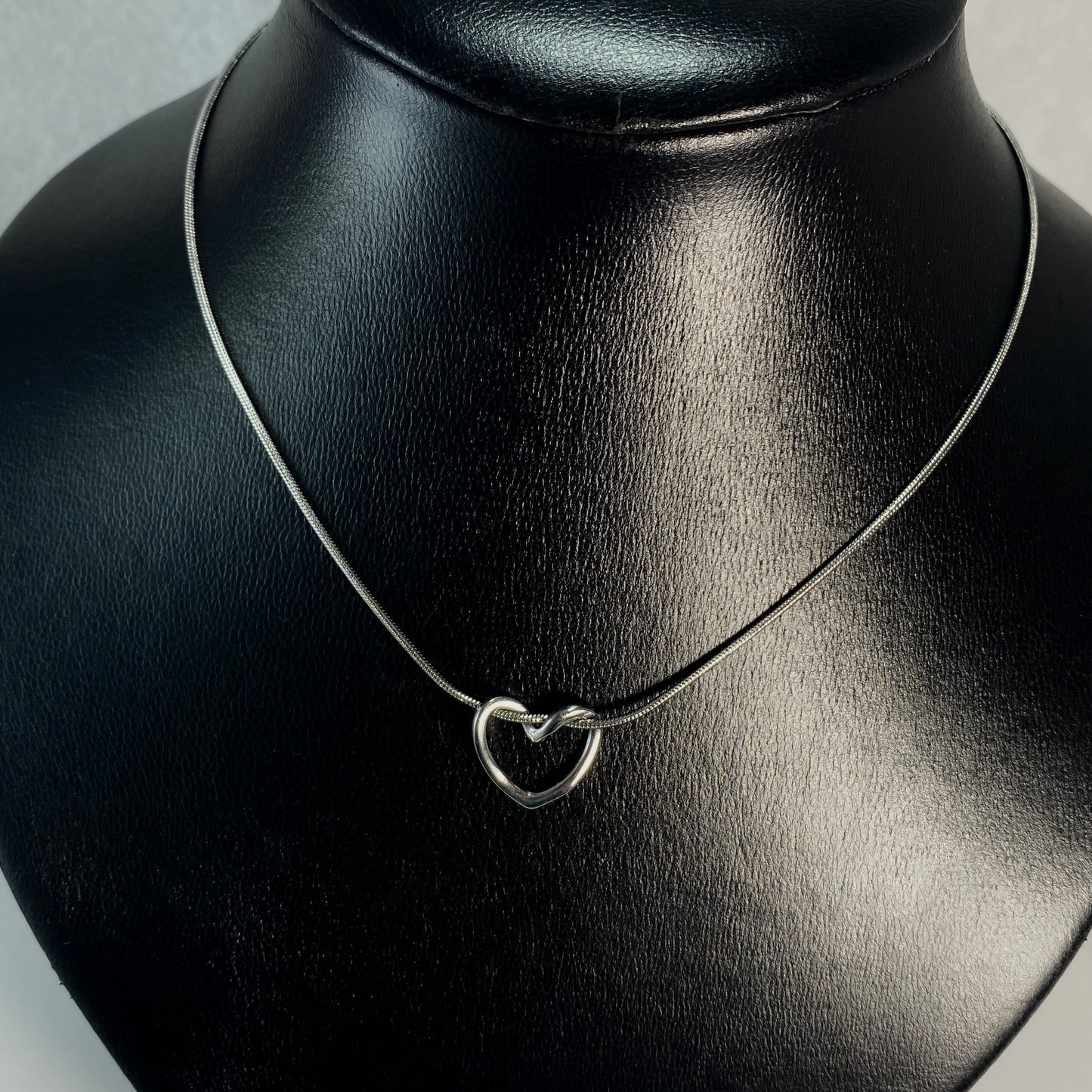 Curled Heart & Birthstone Snake Chain Necklace