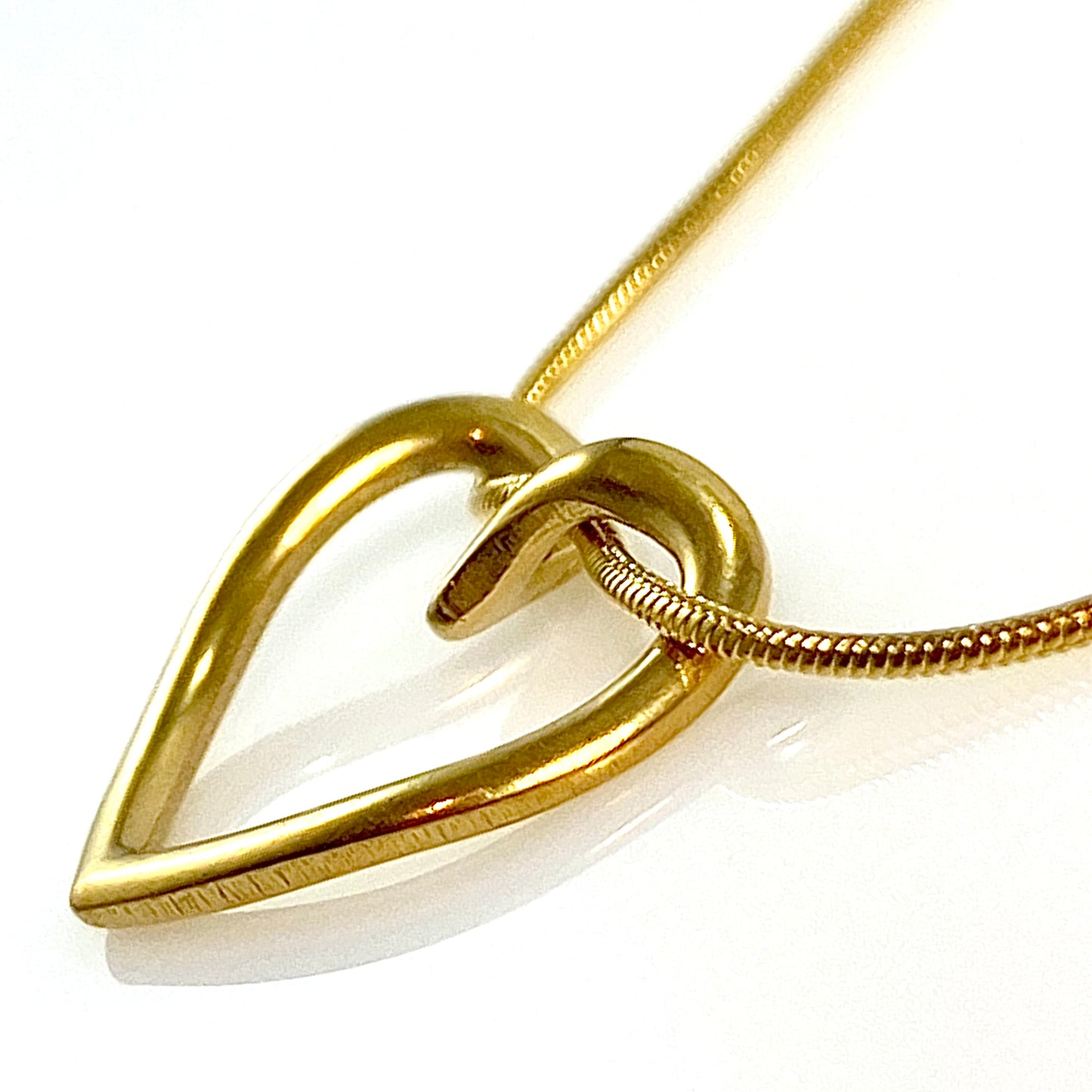 Curled Heart & Birthstone Snake Chain Necklace