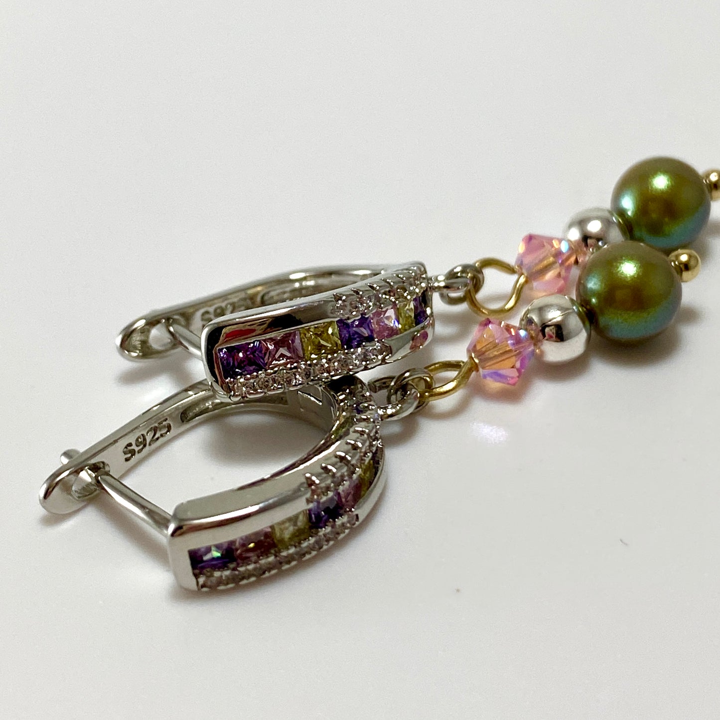 Boucles d'oreilles en argent sterling avec cristaux et perles autrichiennes et pierres en zircone cubique