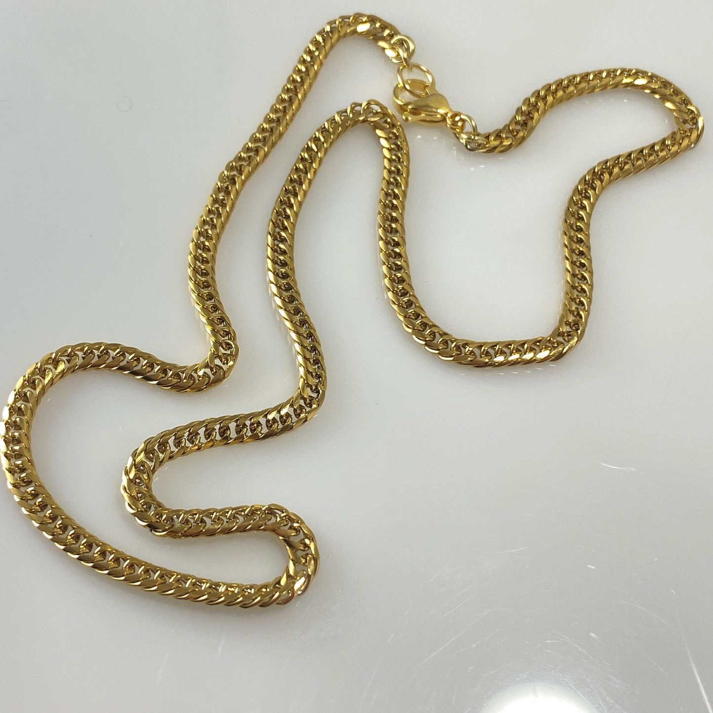 Collier Miami à double chaîne gourmette en acier inoxydable plaqué or 18 carats