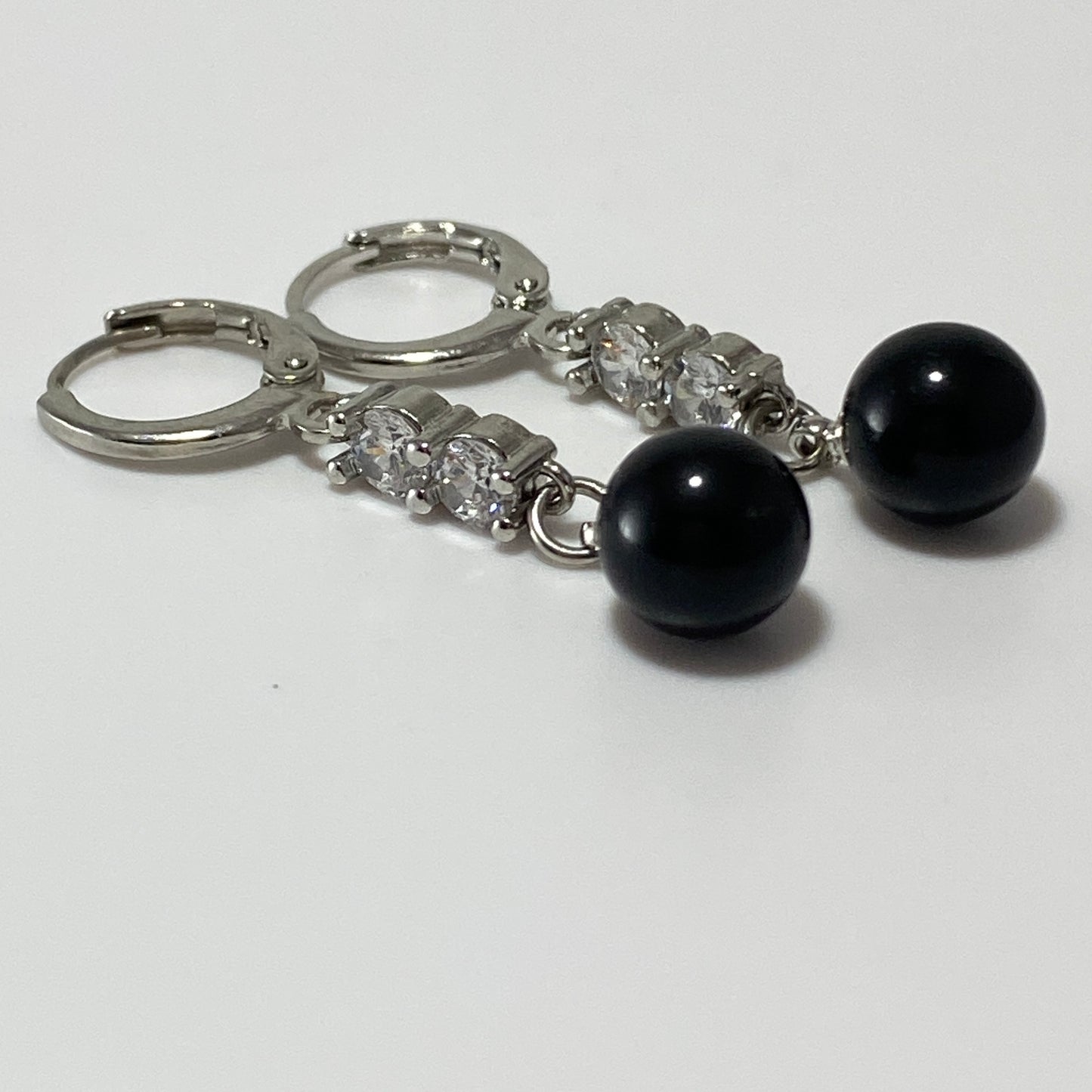 Boucles d'oreilles créoles en argent sterling avec perles de cristal autrichiennes et pierres en oxyde de zirconium