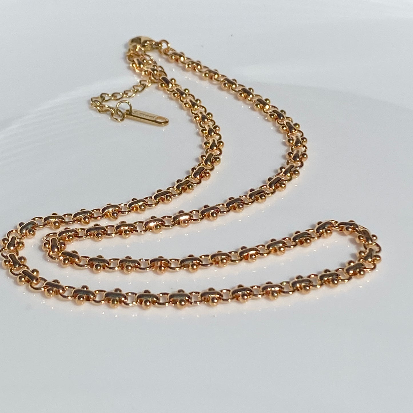 Peanut Loop Link Necklace