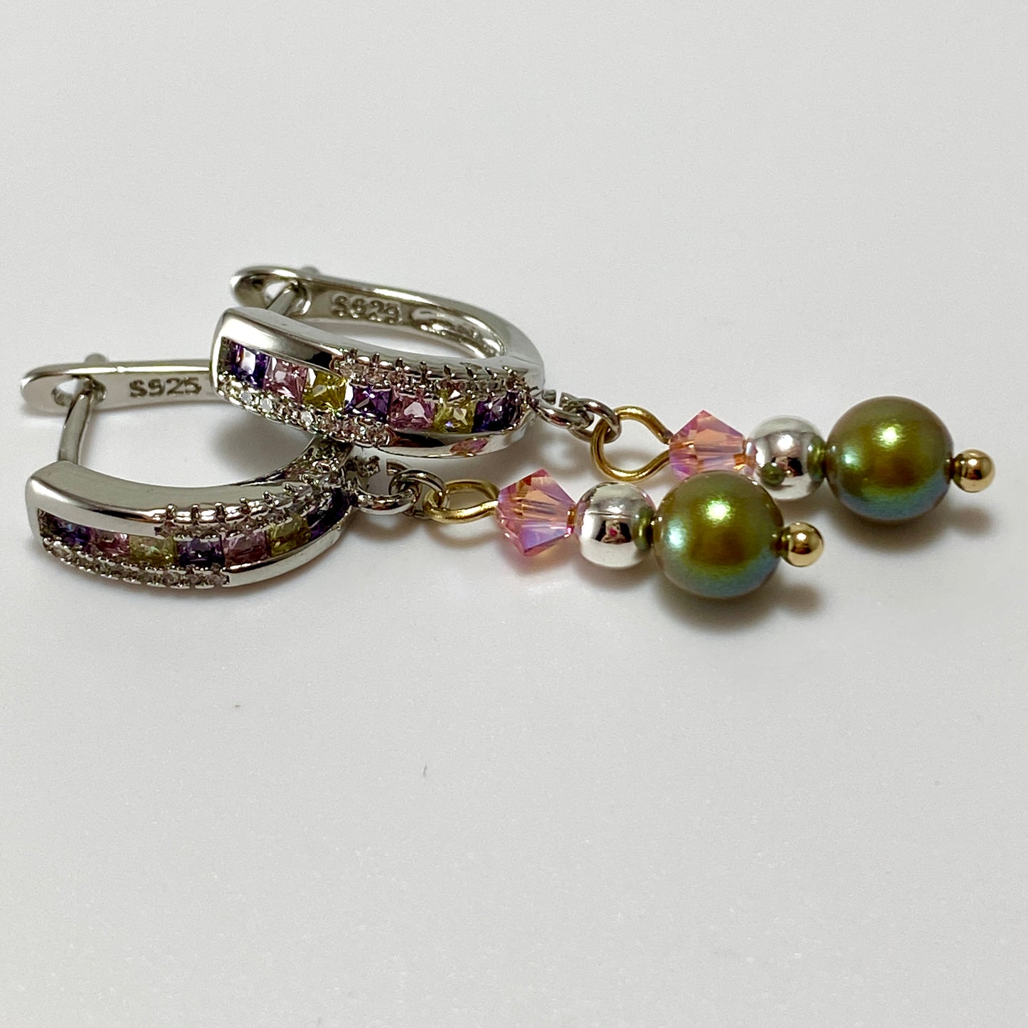 Boucles d'oreilles en argent sterling avec cristaux et perles autrichiennes et pierres en zircone cubique