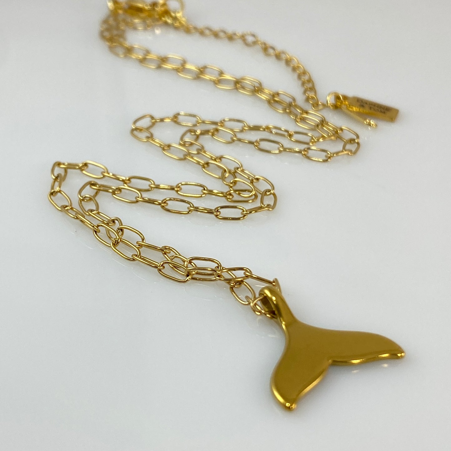 Whale Tail Paperclip Chain Necklace