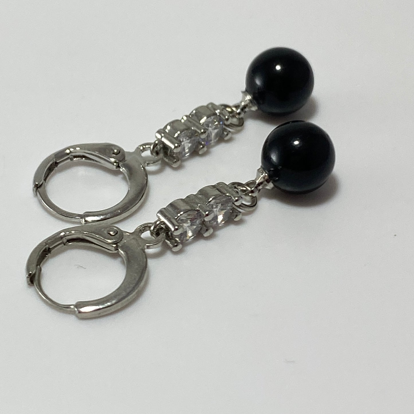 Boucles d'oreilles créoles en argent sterling avec perles de cristal autrichiennes et pierres en oxyde de zirconium