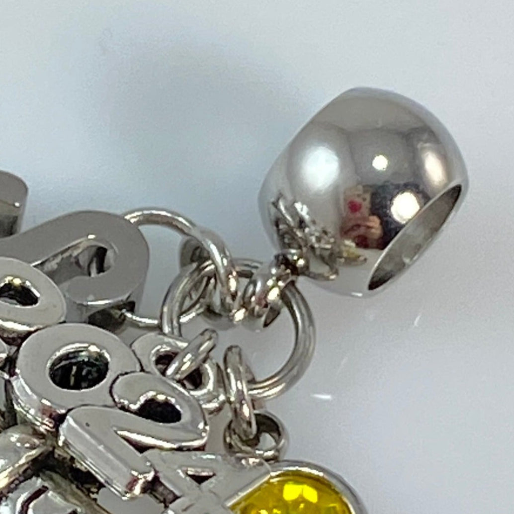Breloque ou collier ou boucles d'oreilles ou porte-clés de remise de diplôme en argent 2024