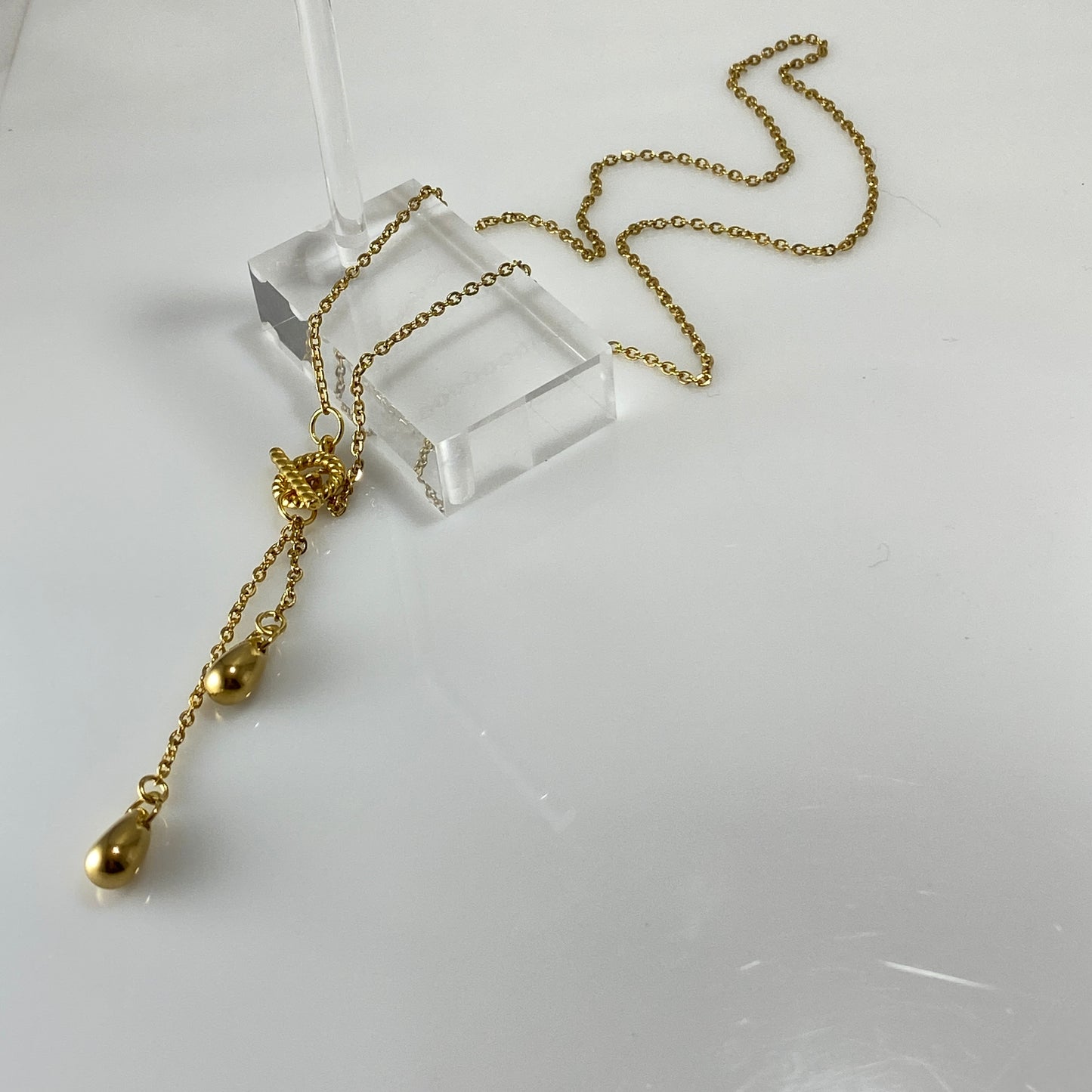 Teardrop Cable Chain Necklace