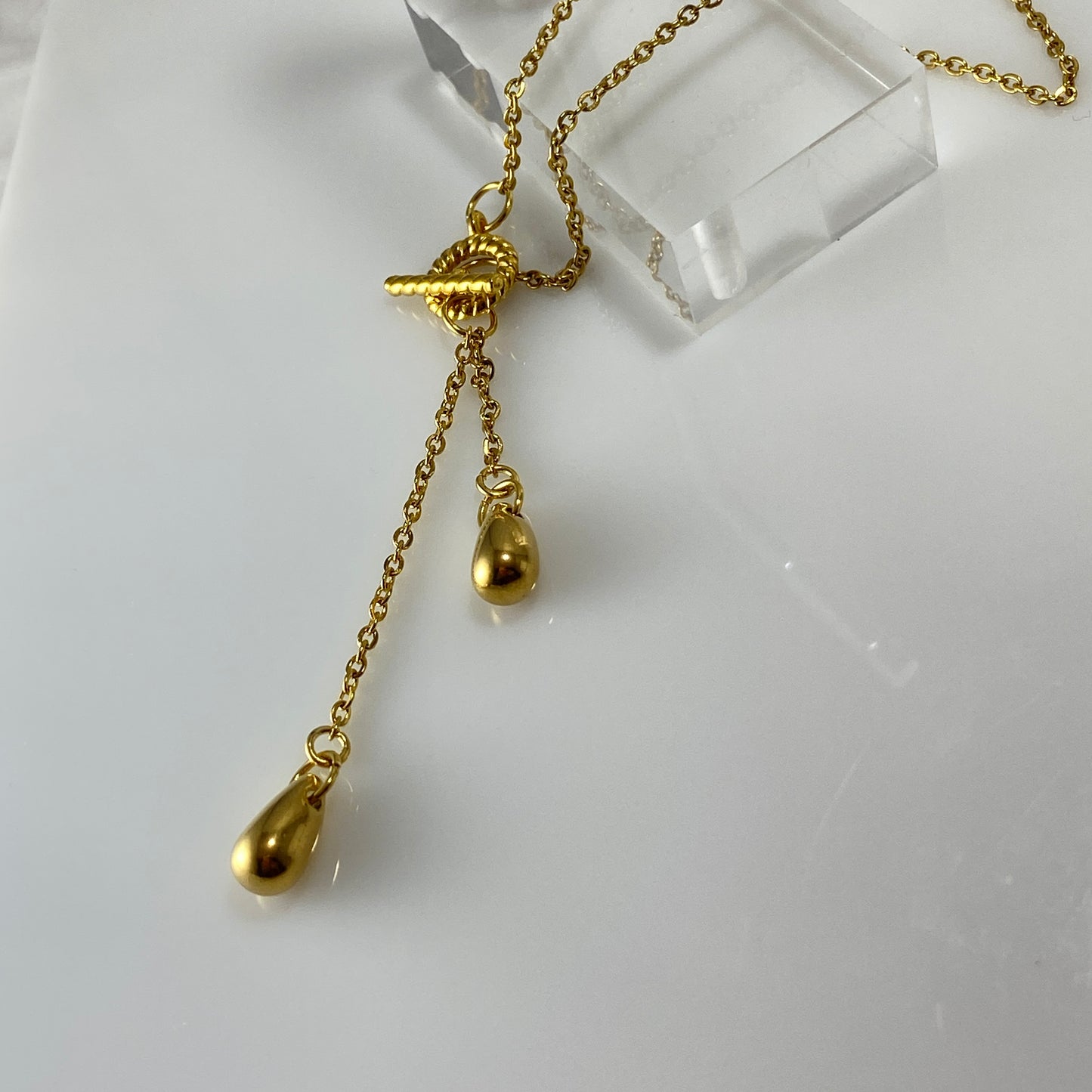 Teardrop Cable Chain Necklace