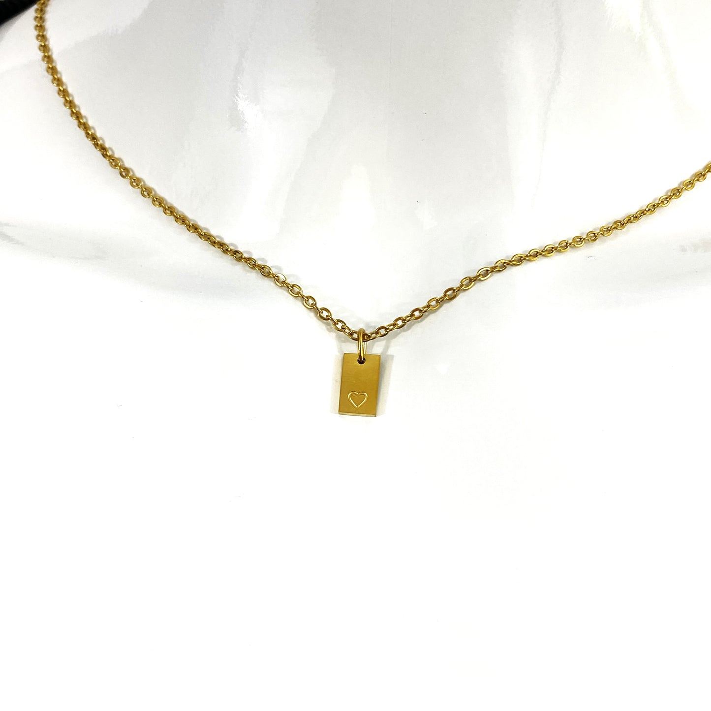 Tiny Rectangle Heart Stamp Cable Chain Necklace