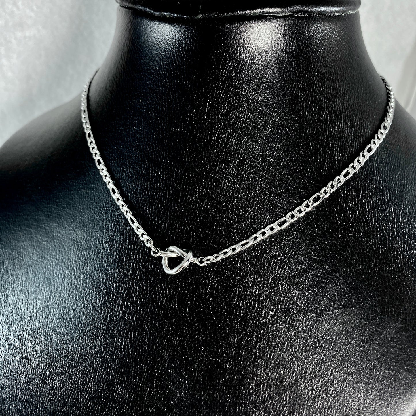Eternity Knot & Birthstone Figaro Chain Necklace - MADE IN CANADA
