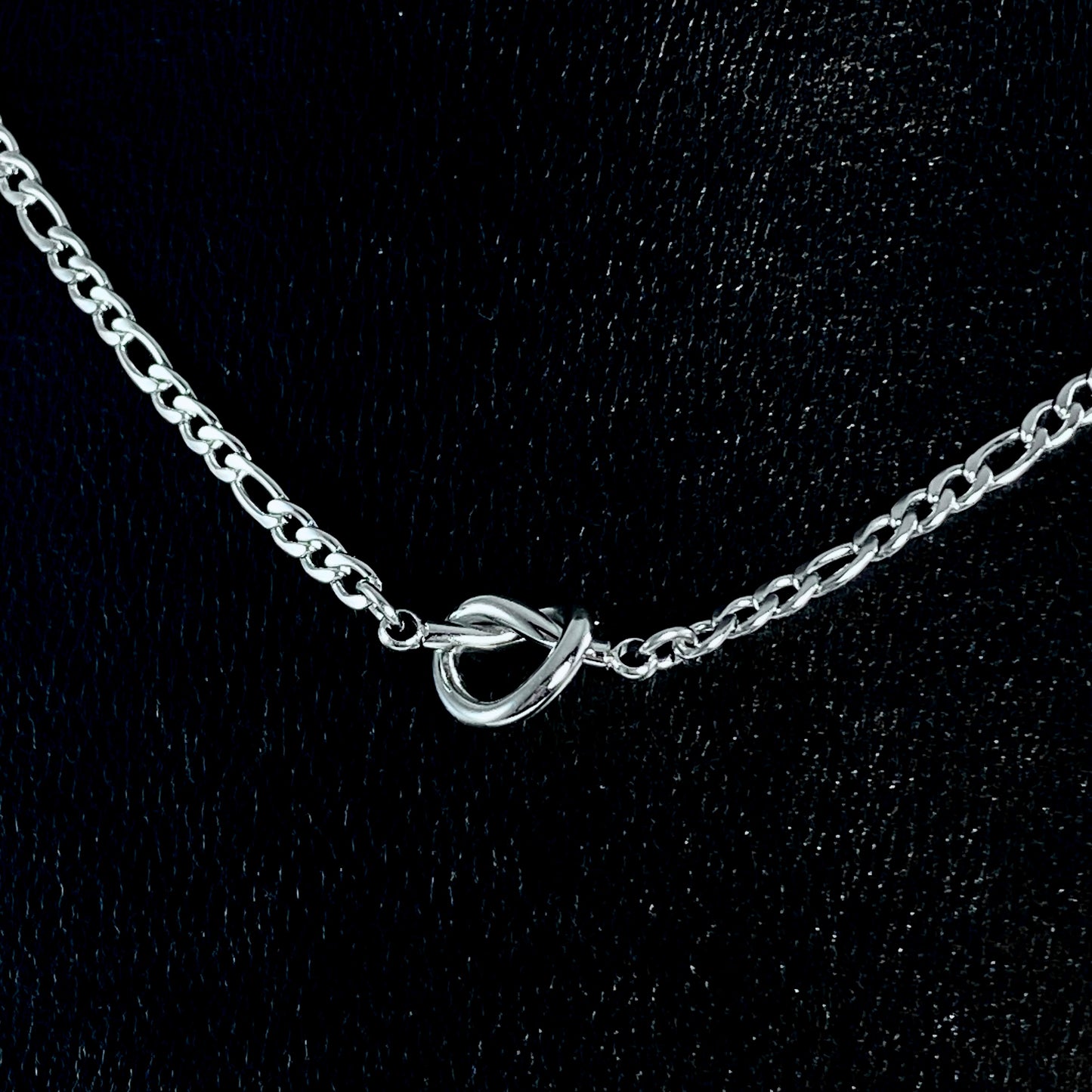 Eternity Knot & Birthstone Figaro Chain Necklace - MADE IN CANADA