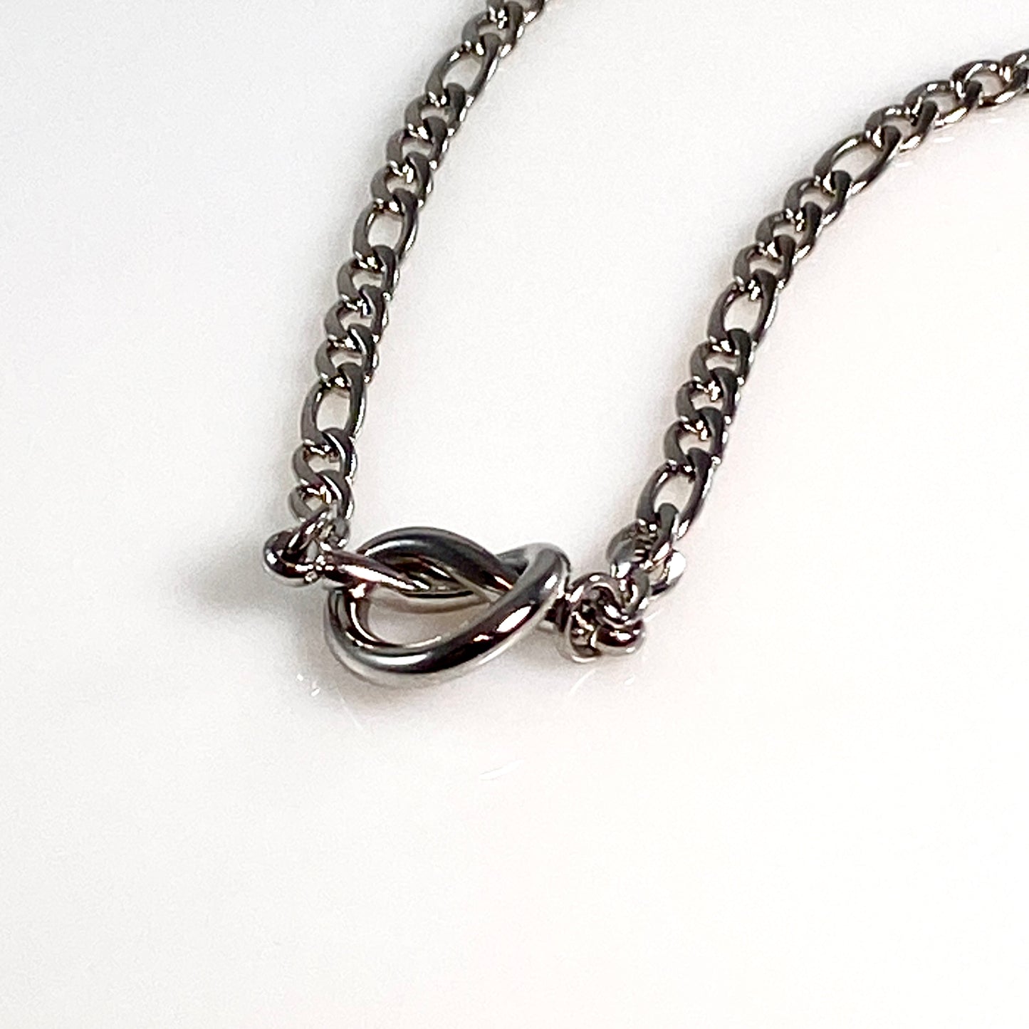 Eternity Knot & Birthstone Figaro Chain Necklace - MADE IN CANADA