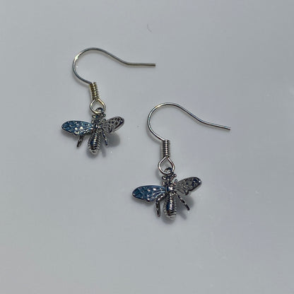 Boucles d'oreilles en acier inoxydable avec abeilles et pierres en zircone cubique