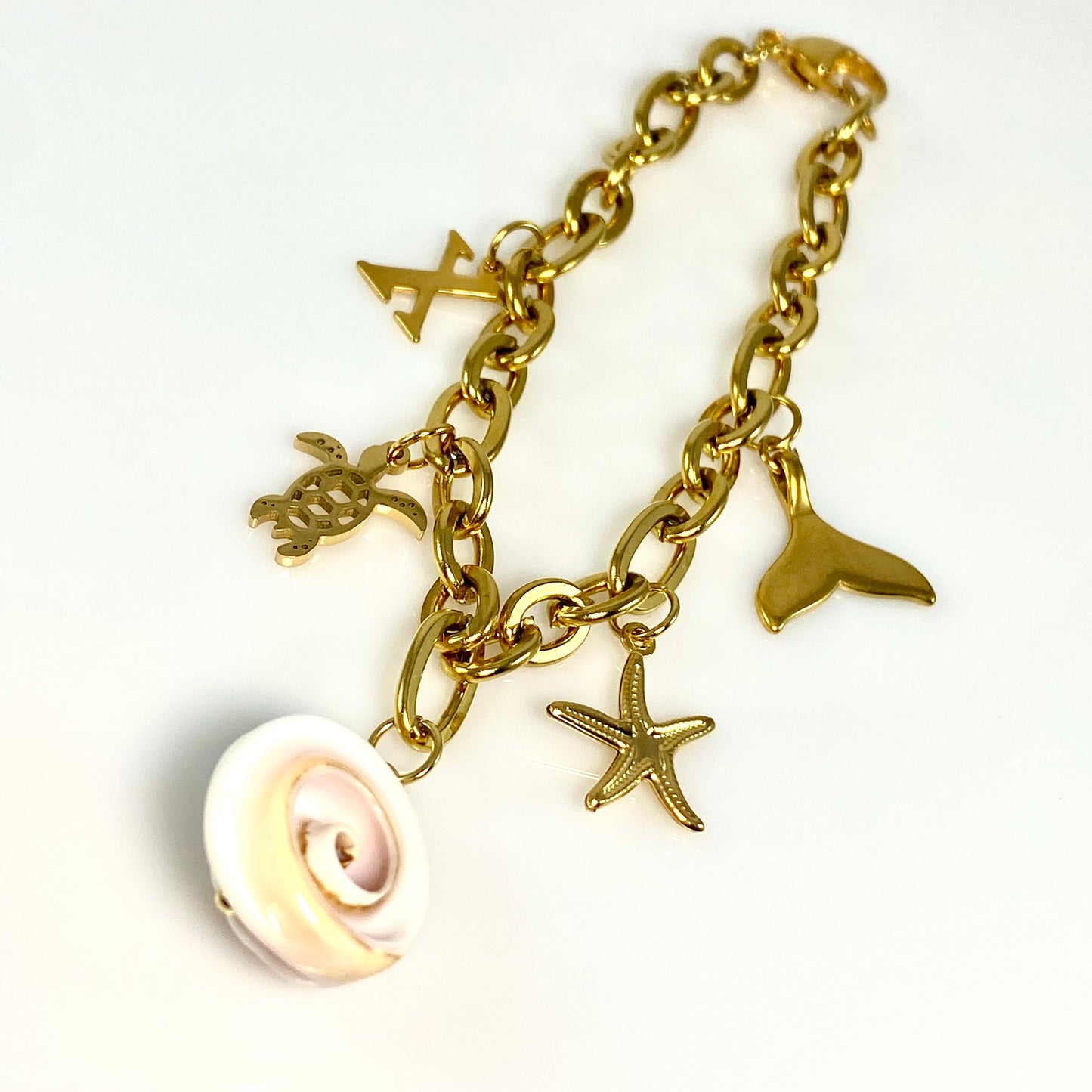 Beach Shell & Initial Charm Bracelet Stainless Steel - MADE IN CANADA