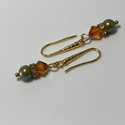 Boucles d'oreilles en laiton plaqué or avec cristaux et perles autrichiennes