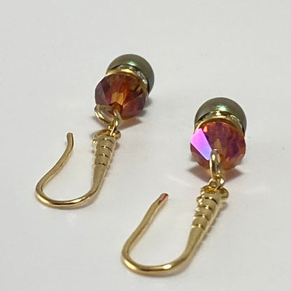 Boucles d'oreilles en laiton plaqué or avec cristaux et perles autrichiennes