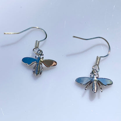 Boucles d'oreilles en acier inoxydable avec abeilles et pierres en zircone cubique