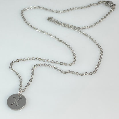 Collier chaîne en acier inoxydable avec initiales en argent ou en or 18 carats