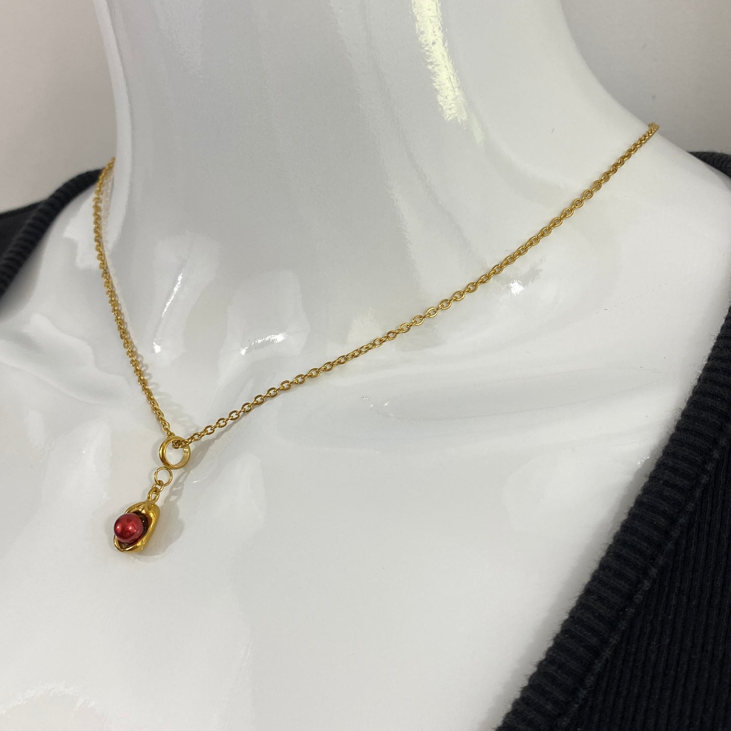 Pearl Bean Pod Cable Chain Necklace